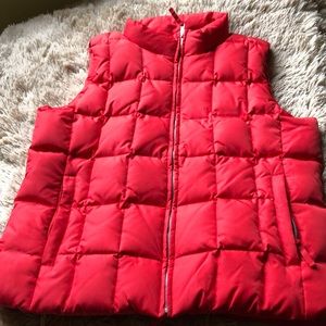 Down filled Gap vest in size large worn only once or twice.